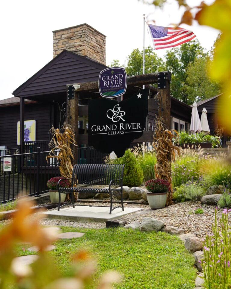 Grand River Cellars sign in Fall