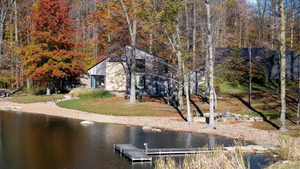 Lakeside Chalet on Canoe Lake at Standing Rock Farms — romantic getaway in Ohio wine country